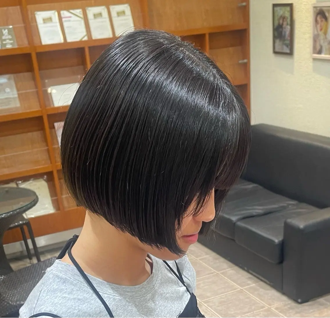 ショート 前田 彩良のヘアスタイル
