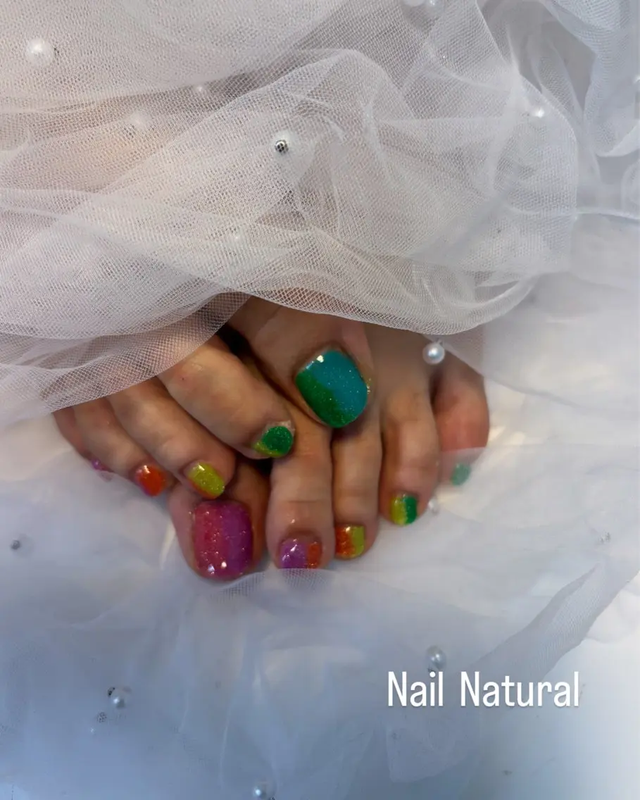 ネイル フラッシュネイル フットネイル フレンチネイル ジェルネイル ガラスフレンチ Nail salon Natulalのネイルデザイン