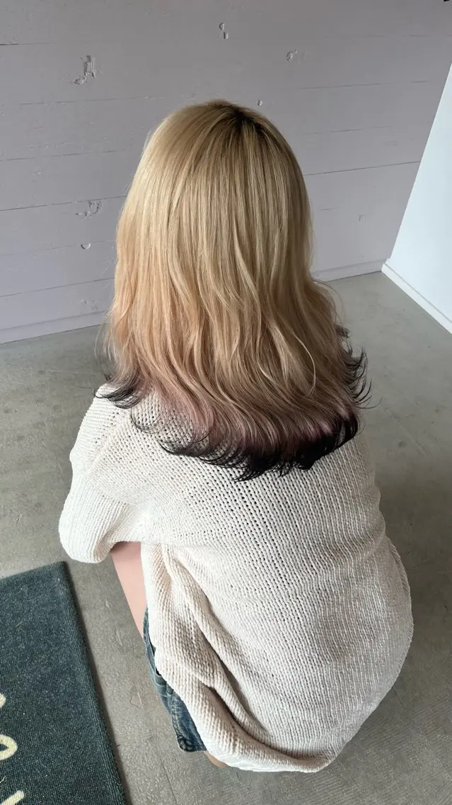 カラー 黒髪 ブロンド ピンクカラー 透明感カラー 結羽愛のヘアスタイル