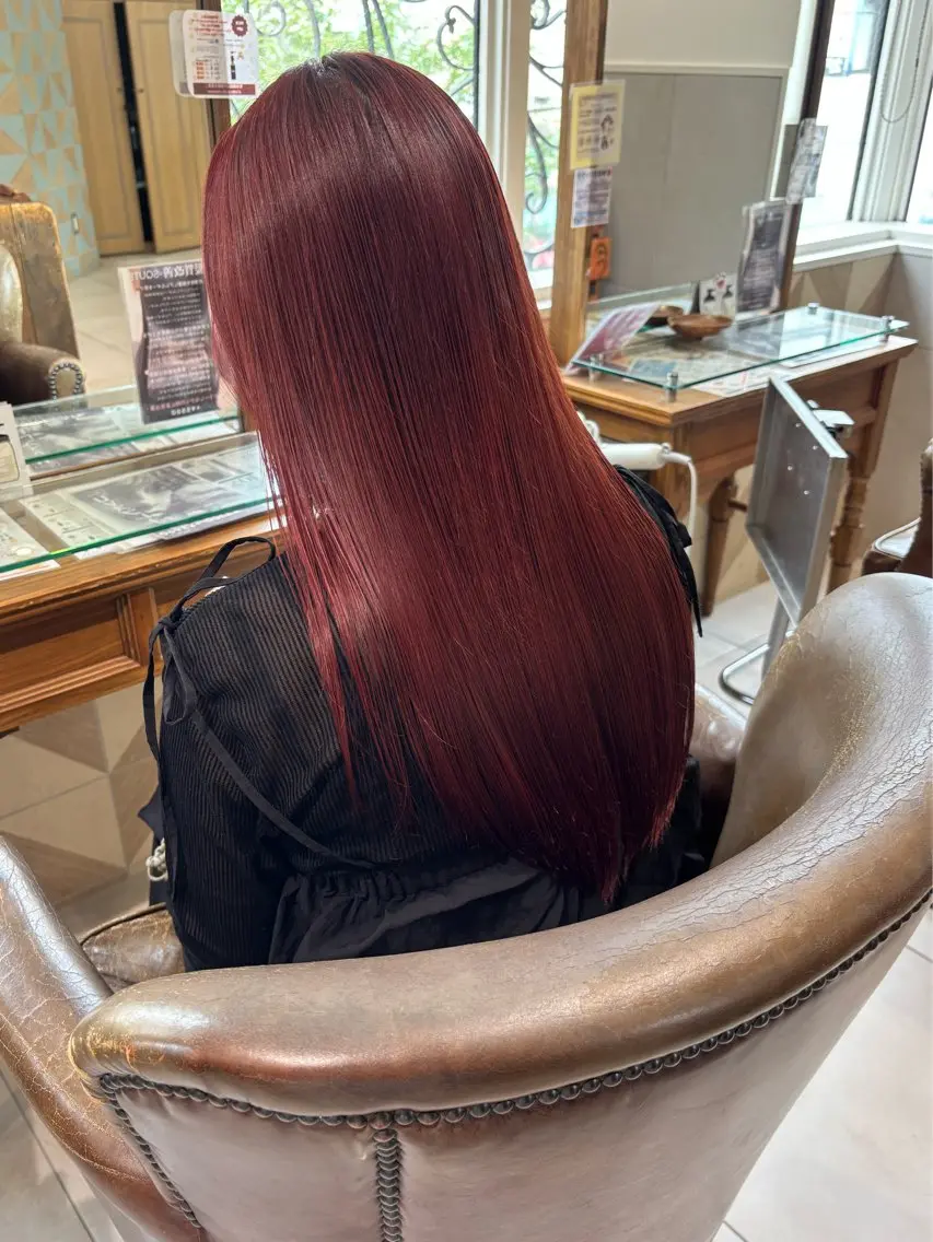 セミロング カラー 齋藤 咲のヘアスタイル