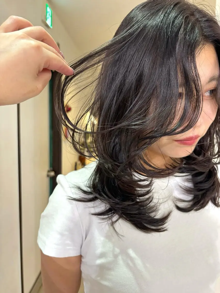 ミディアム カラー ブリーチ ダブルカラー ブリーチなしカラー カット ヘアカラー mizuki/ピンク ベージュ.レイヤーのヘアスタイル