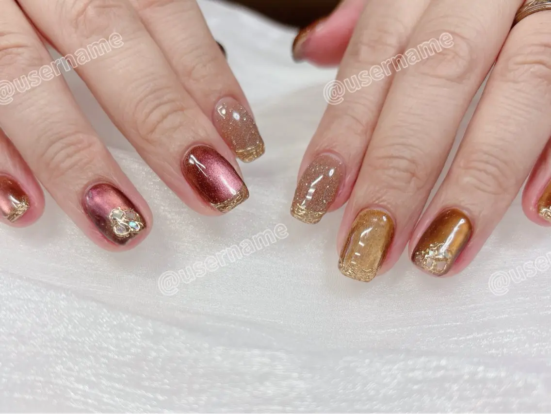 ネイル フレンチネイル マグネットネイル ミラーネイル 持ち込み ニュアンスネイル Nail •Head スパFortunaのネイルデザイン