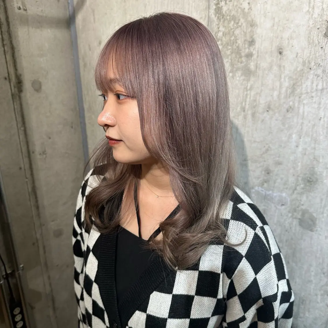 ロング カラー ヘアアレンジ ベージュカラー ブリーチ シルバー シルバーベージュ ヘアカラー 艶髪/ショートボブ /KYOYAのヘアスタイル
