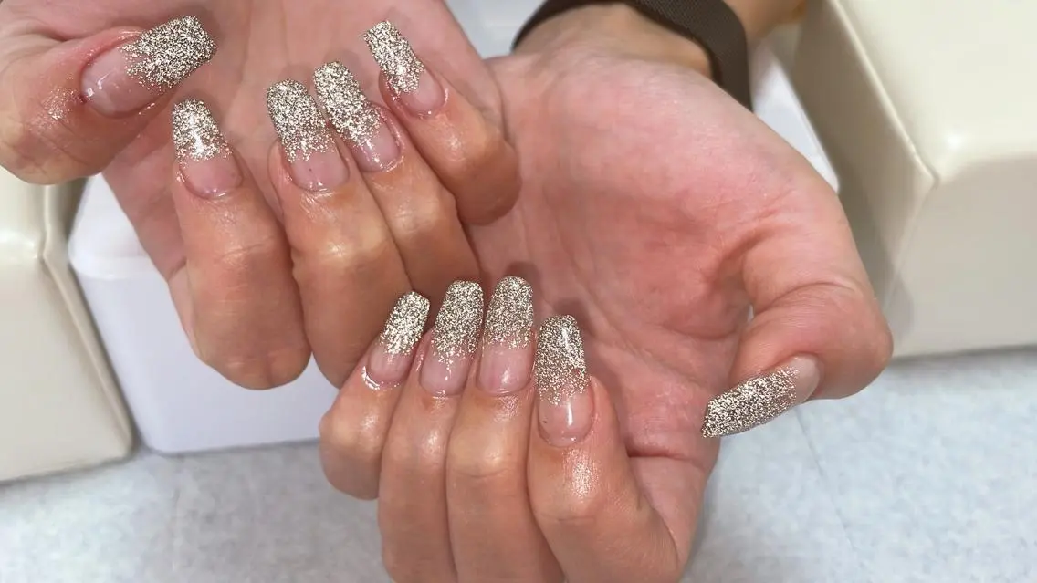 ネイル フラッシュネイル グラデーション ラメ(グリッター) ラメグラデーション nail salon R'sのネイルデザイン
