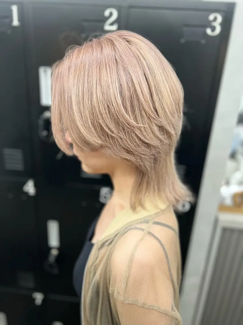 セミロング カラー ベージュカラー ブリーチ 透明感カラー ハイトーンカラー ミルクティーベージュ カット ヘアカラー 透明感カラー特化🫧 🦋栗原🦋のヘアスタイル