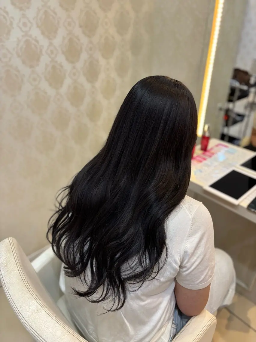 ロング ヘアカラー トリートメント はらだ すずのヘアスタイル