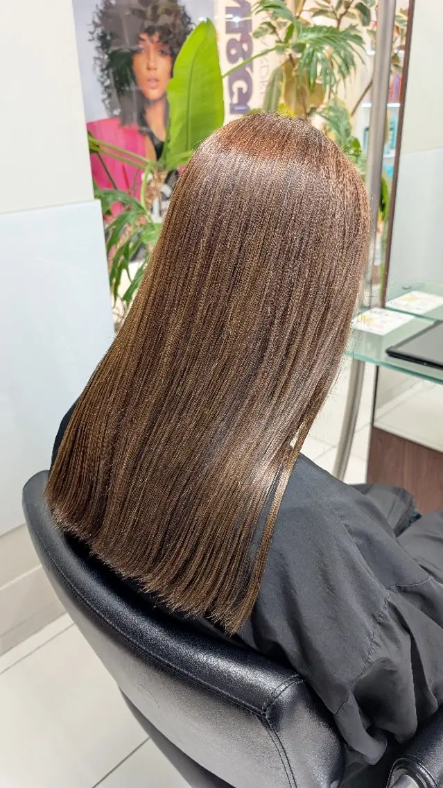 カラー TONI＆GUY酒井 紅氏朗のヘアスタイル