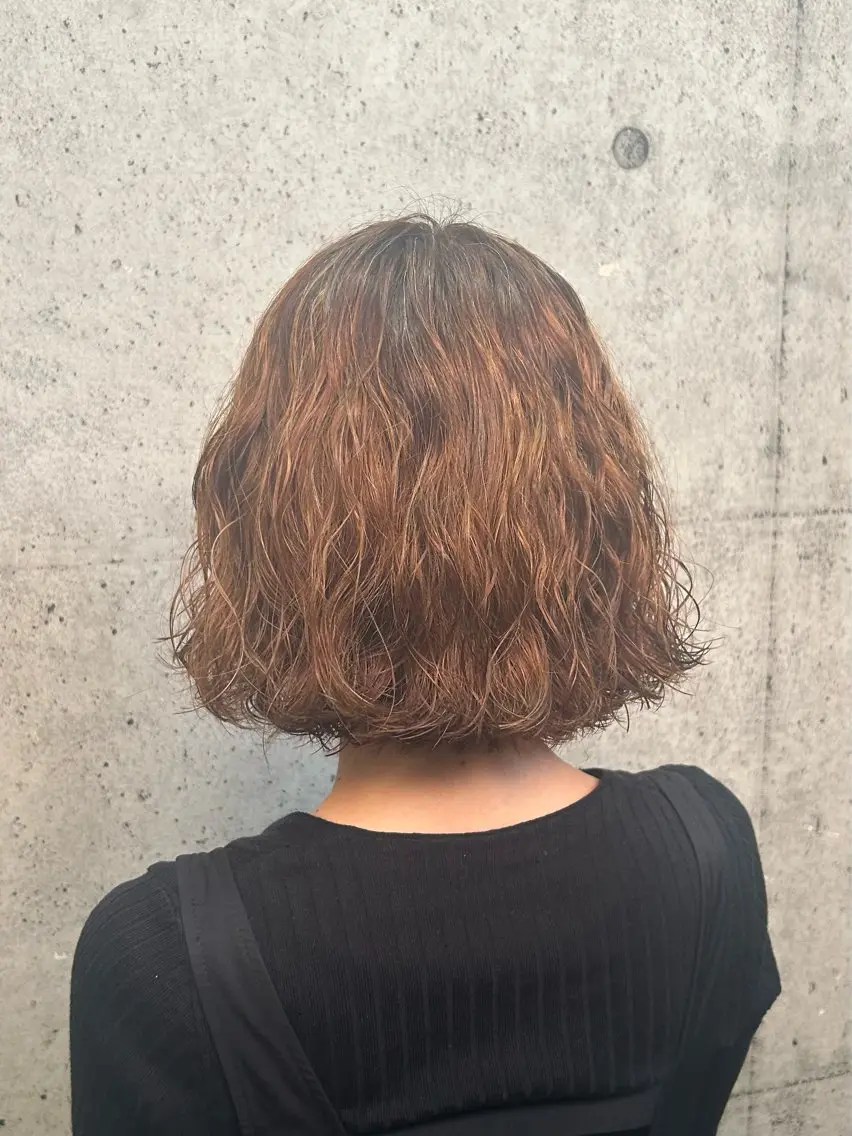 ミディアム パーマ ミディアムパーマ ボブ 青山 里帆のヘアスタイル
