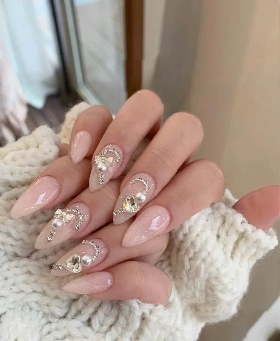 ネイル キラキラネイル マグネットネイル ミラーネイル ニュアンスネイル 春ネイル ハンドネイル MeiMei Nail モデル募集のネイルデザイン