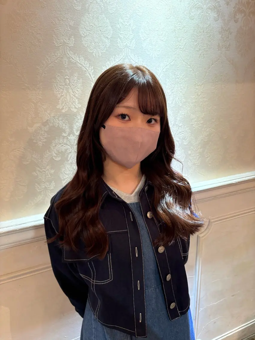 ロング 大川 結羽のヘアスタイル