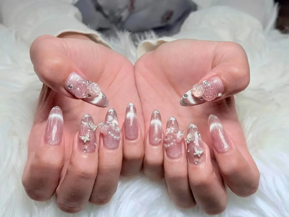 ネイル フレンチネイル 韓国ネイル 水色 マグネットネイル ニュアンスネイル ハンドネイル Hana Rose Nailのネイルデザイン