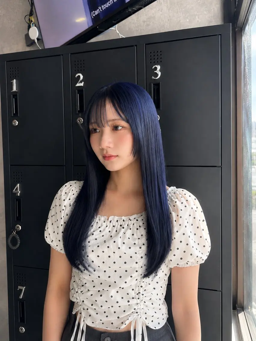 ロング カット ヘアカラー トリートメント 楠奥 結衣のヘアスタイル