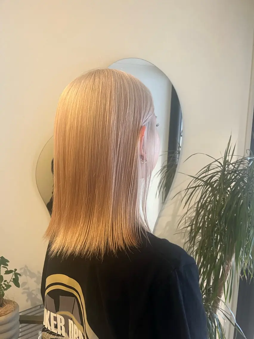 ミディアム ヘアカラー 山本 彩香のヘアスタイル