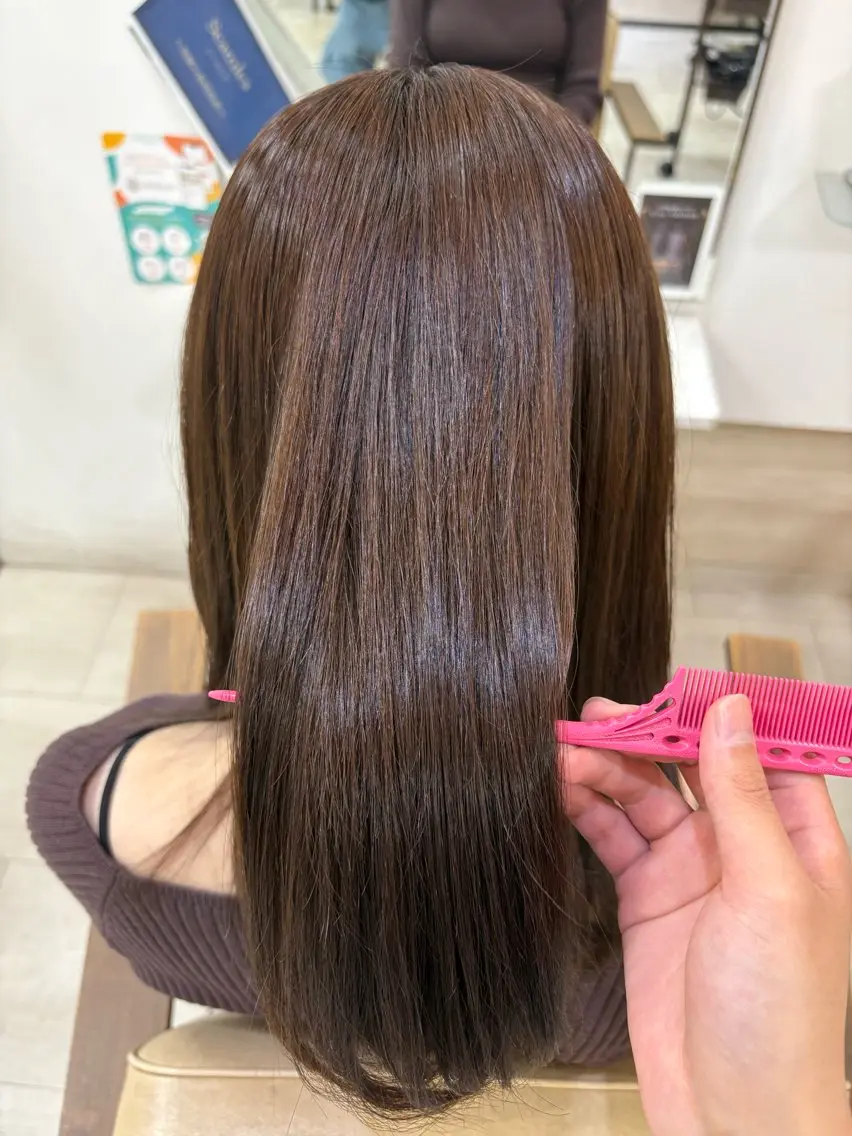 ロング カラー 栗田 優月のヘアスタイル