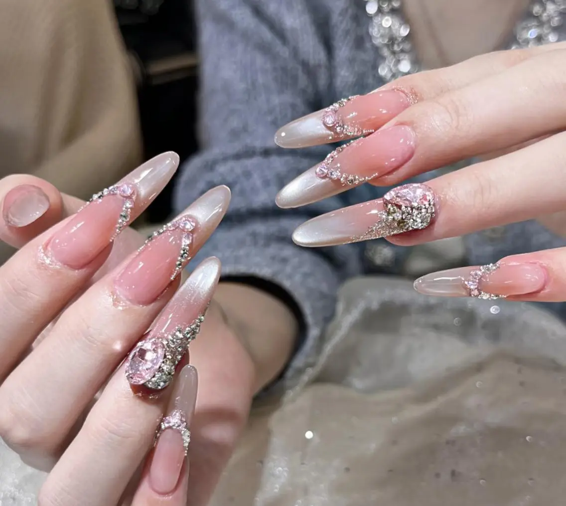 ネイル ハンドネイル 🎀 NaNa_nailのネイルデザイン