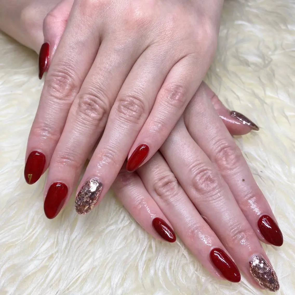 ネイル ゴージャス 赤色 ハンドネイル Nail&eye Belire 新宿のネイルデザイン