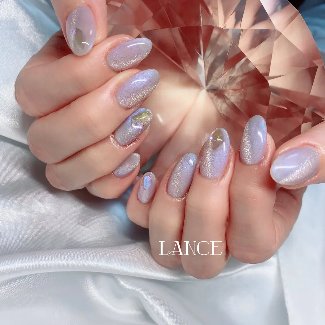 ネイル オーロラネイル フレンチネイル グラデーション キラキラネイル 韓国ネイル ハンドネイル Lance nailのネイルデザイン