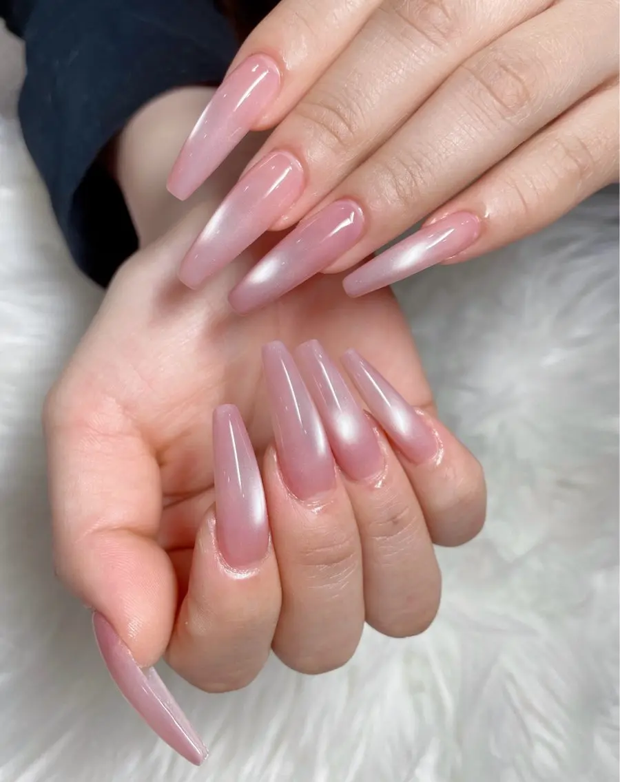 ネイル オーロラネイル べっ甲ネイル チークネイル 成人式 長さ出し ハンドネイル ハンドケア For you. Nail Salonのネイルデザイン