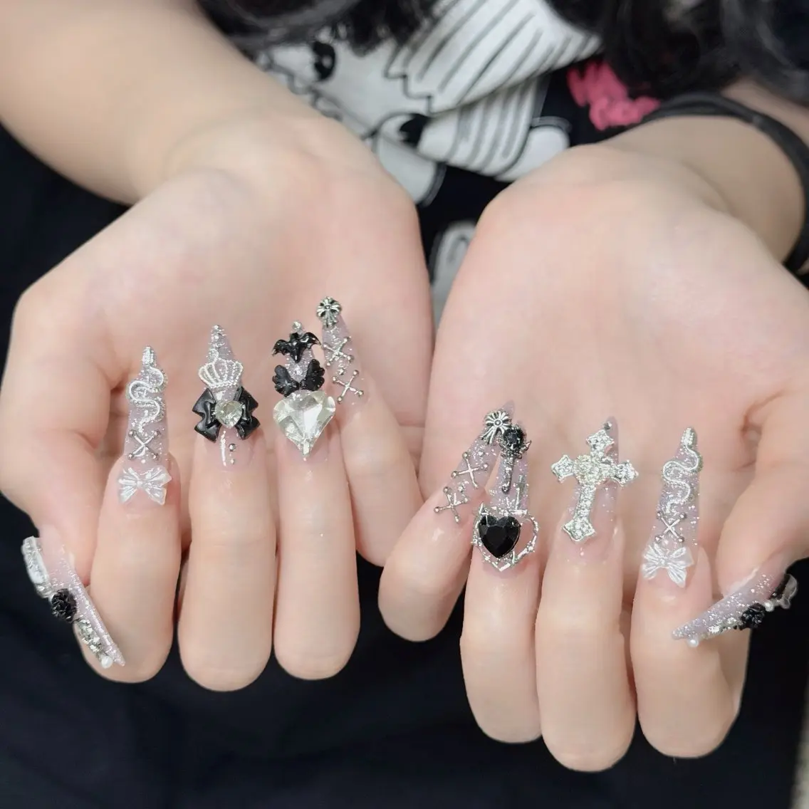 ネイル フットネイル フレンチネイル グラデーション 韓国ネイル ロングネイル ハンドネイル Hani Nail Salonのネイルデザイン