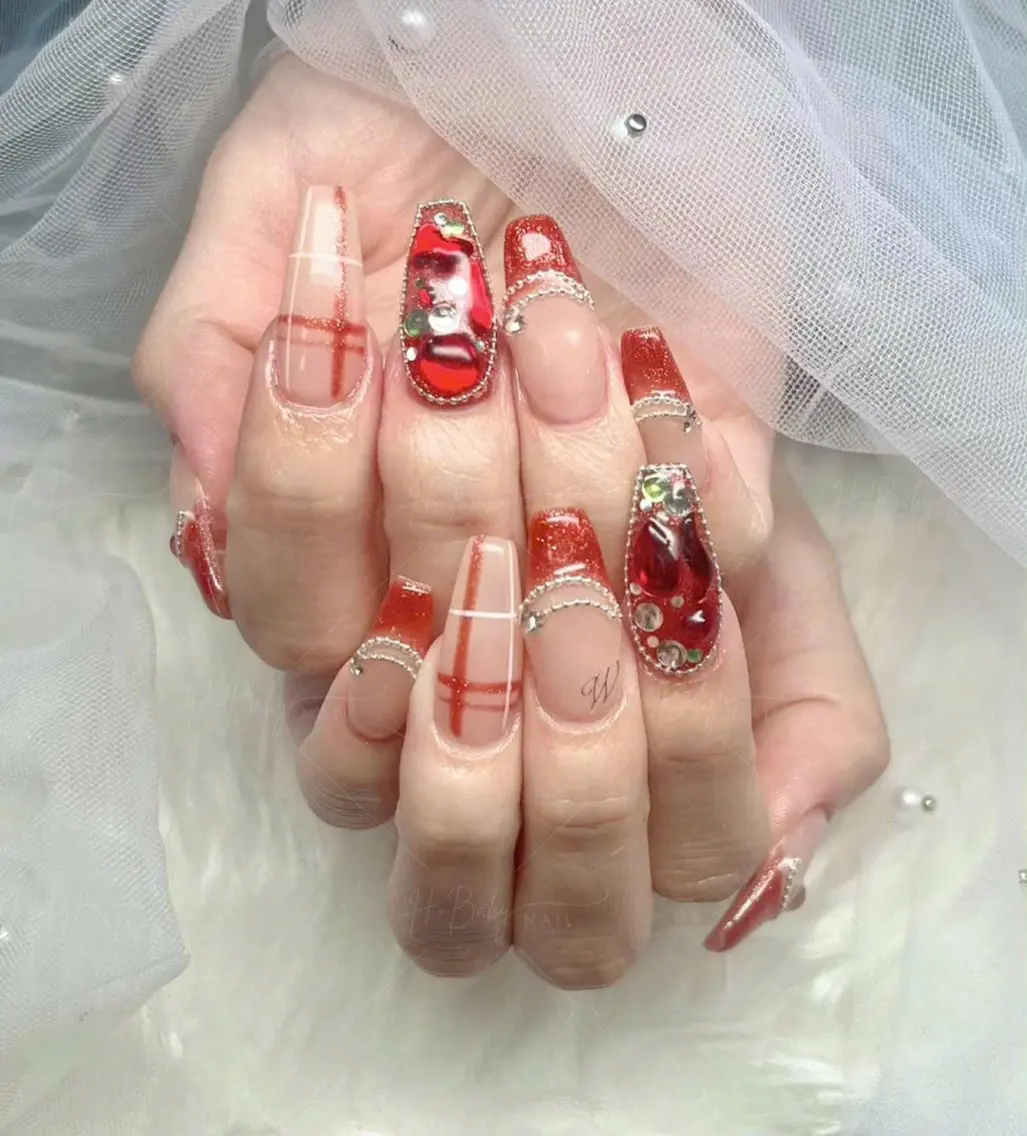 ネイル フレンチネイル ジェルネイル ガラスフレンチ ハロウィン ハート H.baby Nail Salonのネイルデザイン