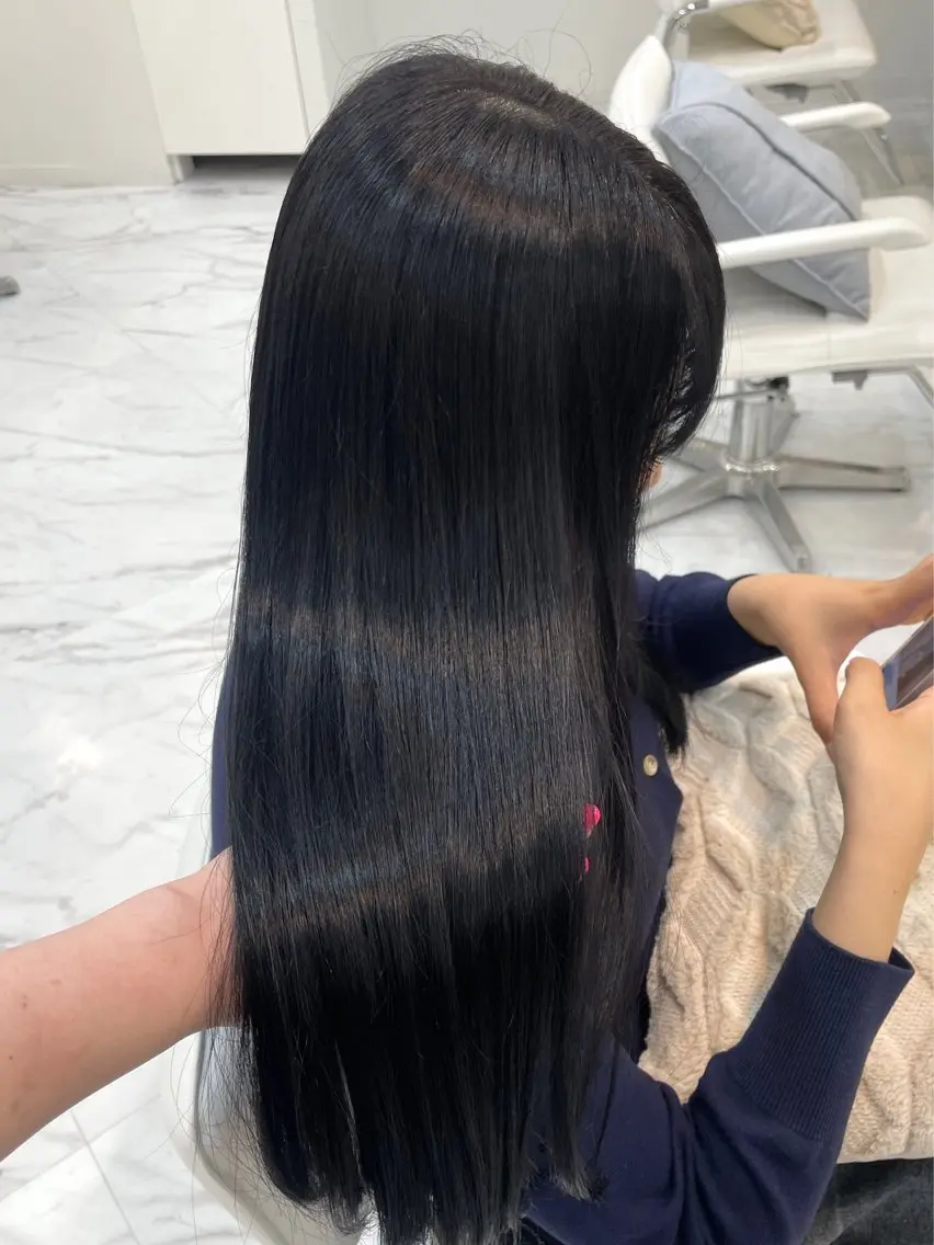 ロング カラー 黒髪 ブルーカラー ブルーブラック カット トリートメント 髪質改善/レイヤーカ ット/ASAKA🤍のヘアスタイル