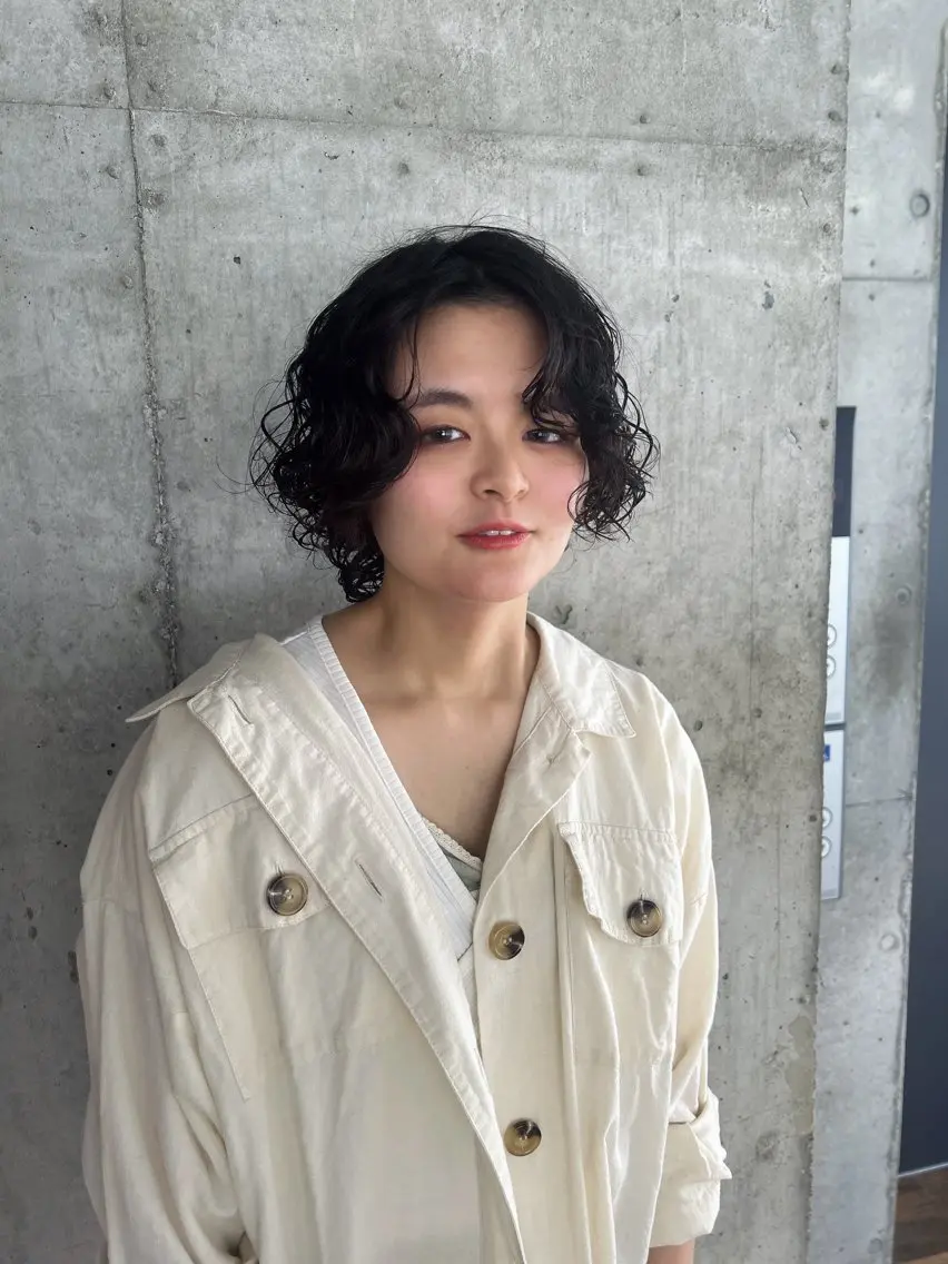 ミディアム カラー カット パーマ トリートメント 🎨デザイン🥇 美髪・艶髪 日暮千敬のヘアスタイル