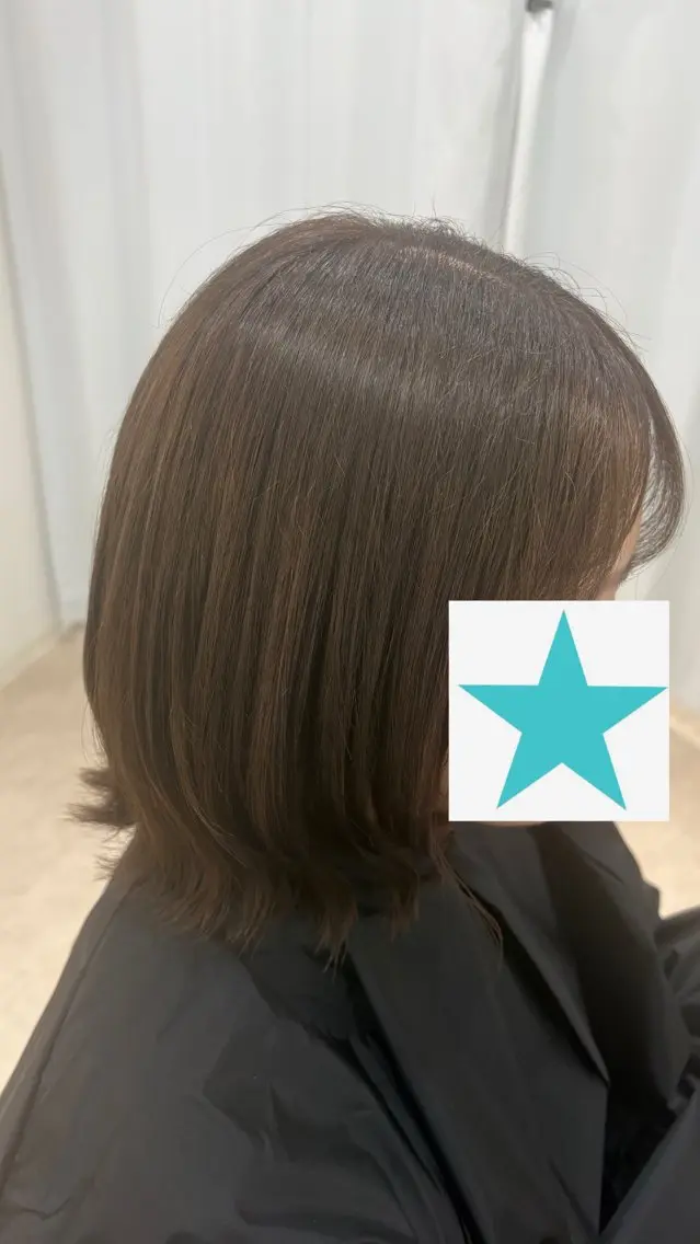 ミディアム カラー ベージュカラー ブリーチ 児島 彩羽のヘアスタイル