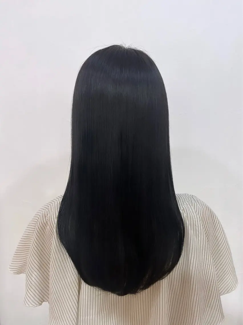 カラー 🎀艶カラー/ヘアメ しおり🎀のヘアスタイル