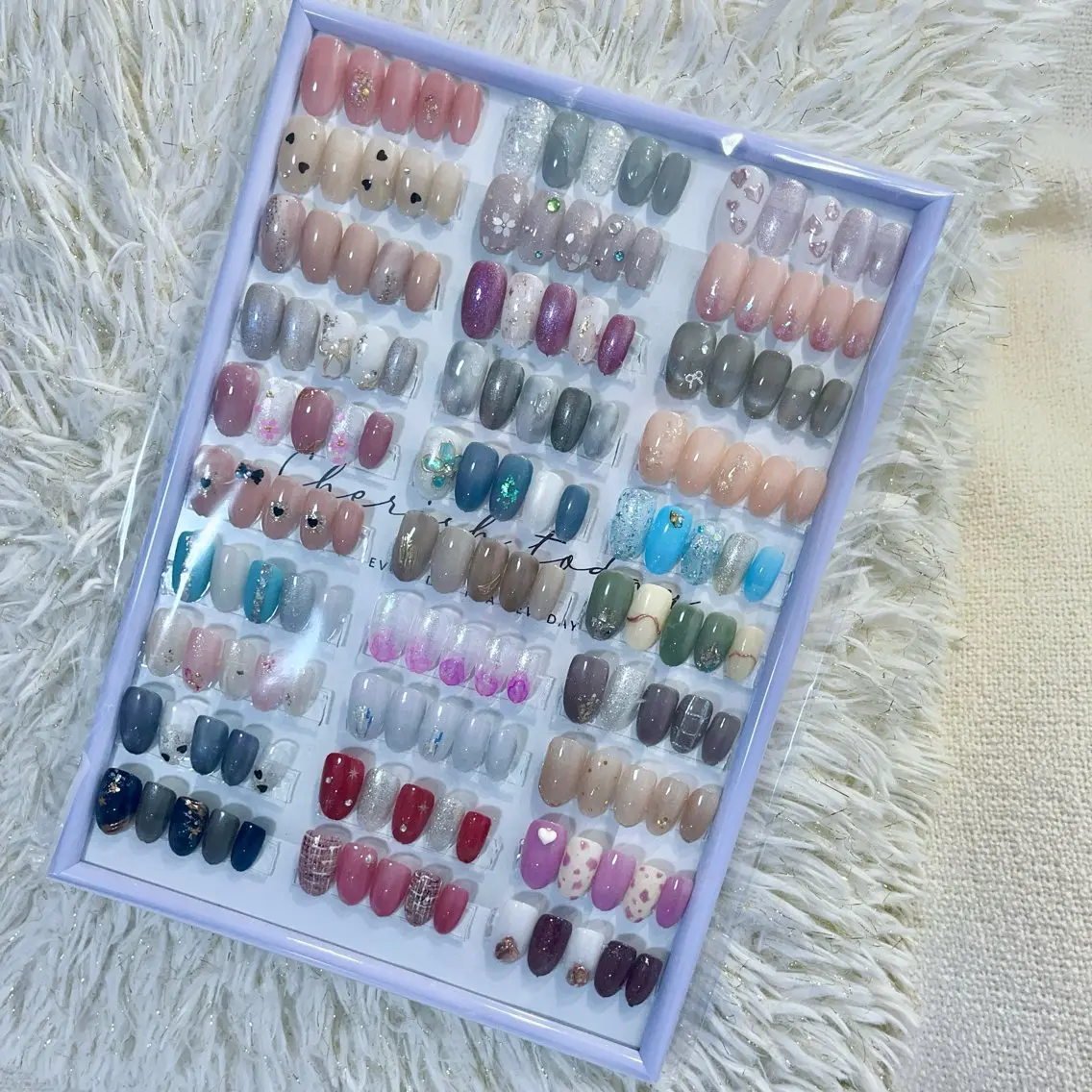 ネイル シンプルネイル ハンドネイル Azel nail 伊野麗のネイルデザイン