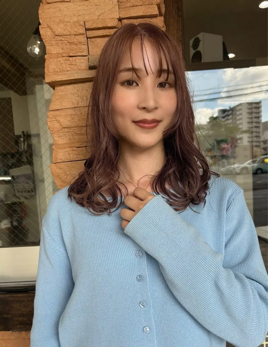 ミディアム カラー イルミナカラー grand juteのヘアスタイル