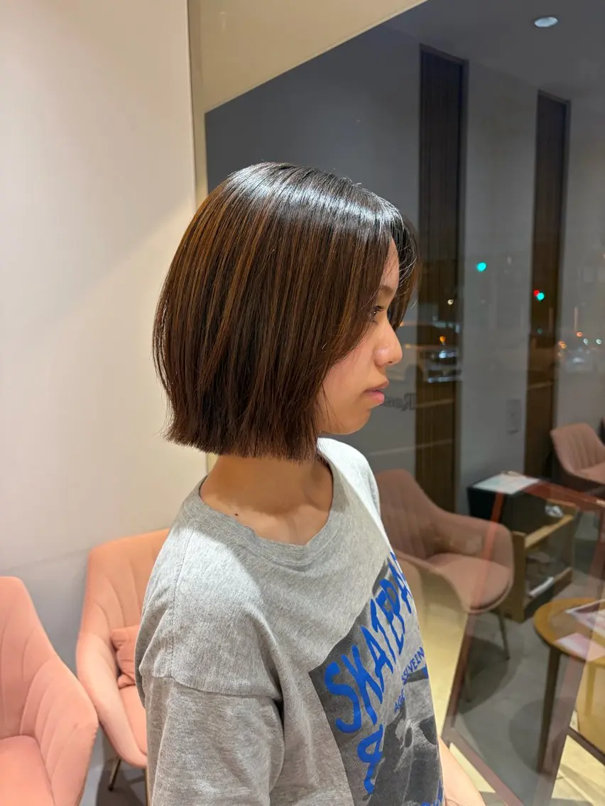 ショート 切りっぱなしボブ ボブ RosierBleu 中山のヘアスタイル