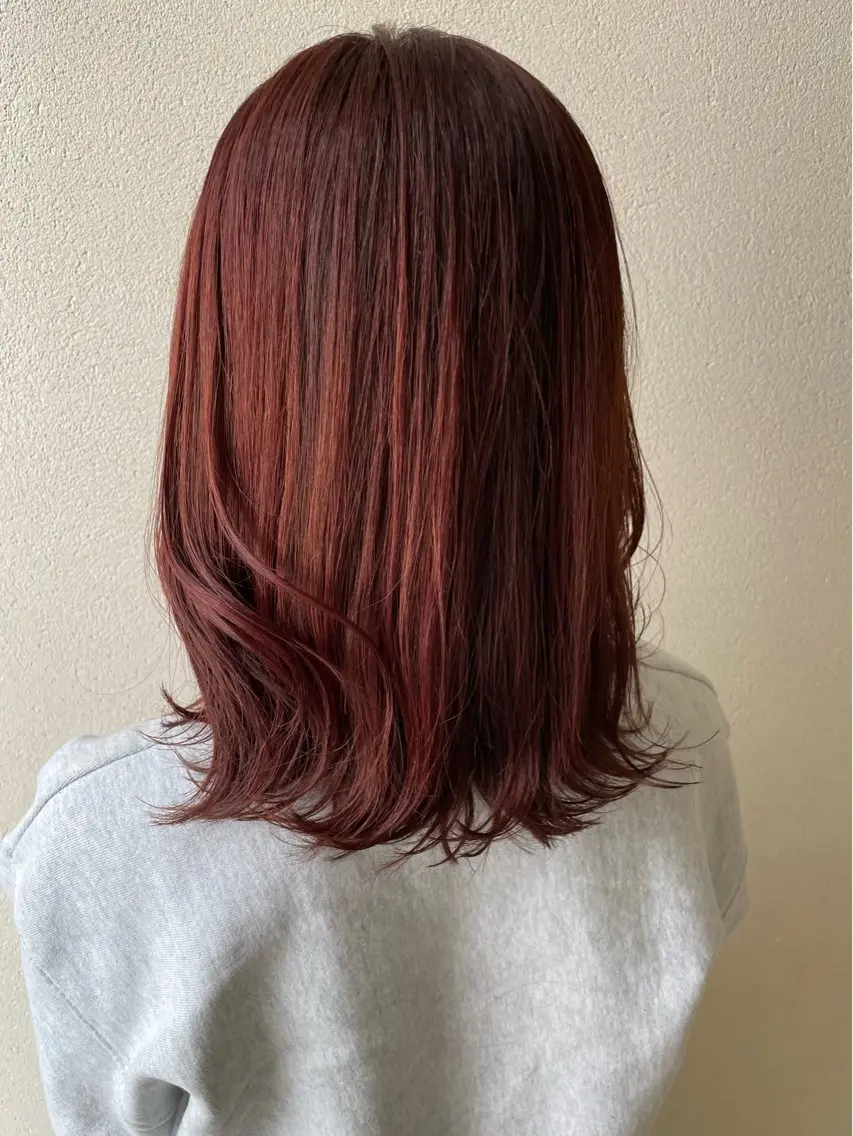 ミディアム カラー オレンジ ピンクカラー 顔周りカット レイヤーカット 沢田 瞳のヘアスタイル
