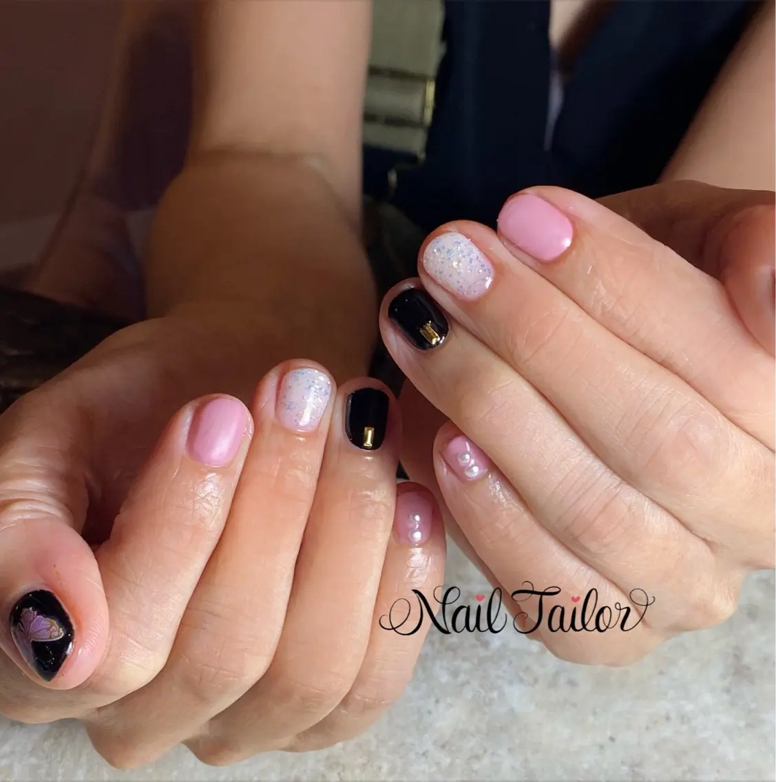 ネイル ジェルネイル ゴールド ラメ(グリッター) ワンカラーネイル ピンク ハンドネイル NailTailor ネイルテイラーのネイルデザイン