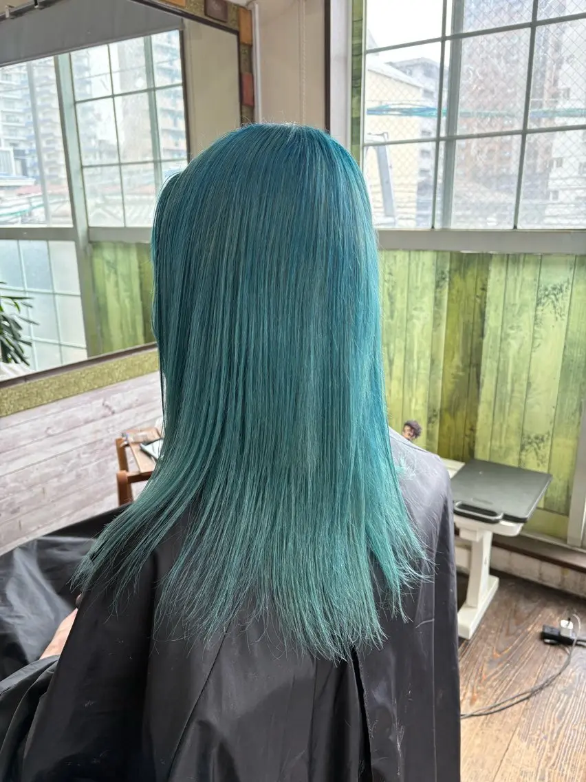 カラー ヘアカラー 渡辺 健太のヘアスタイル
