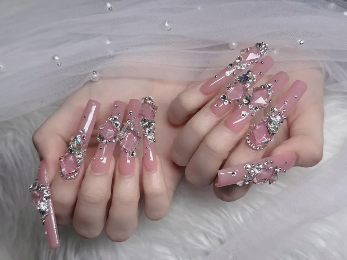 ネイル フレンチネイル ジェルネイル ハロウィン 韓国ネイル マグネットネイル ハンドネイル neco H.babynailのネイルデザイン