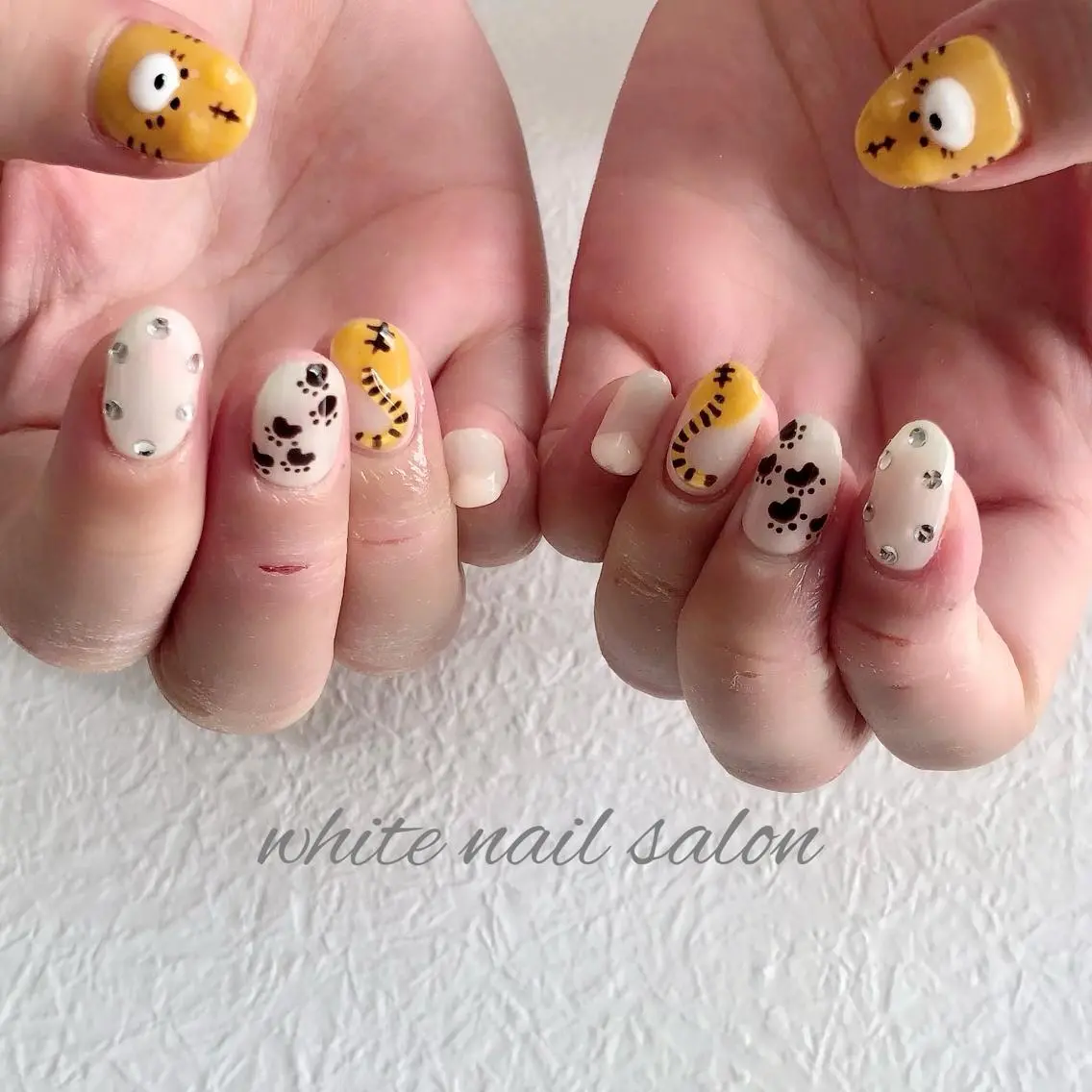 ネイル ジェルネイル ハードジェル 持ち込み ソフトジェル white nail salonのネイルデザイン
