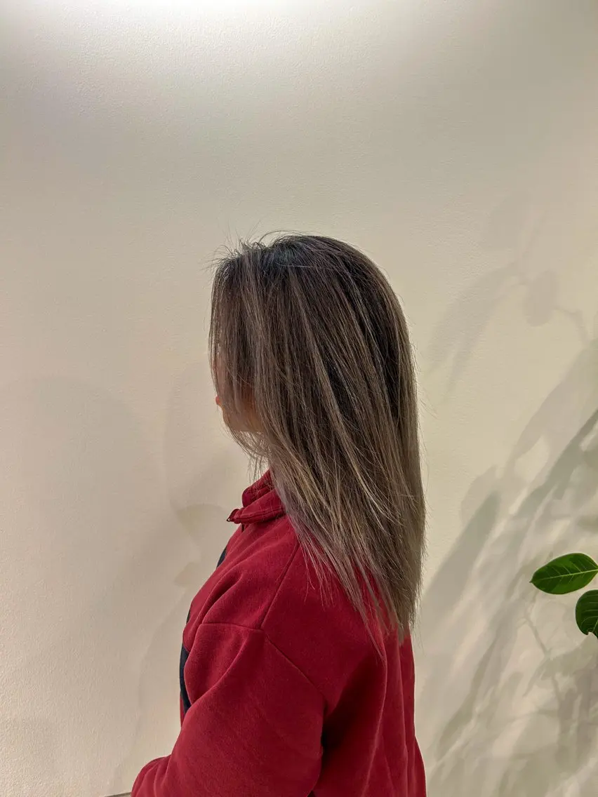 セミロング カット ヘアカラー HASIMOTO jijibyMOPSのヘアスタイル