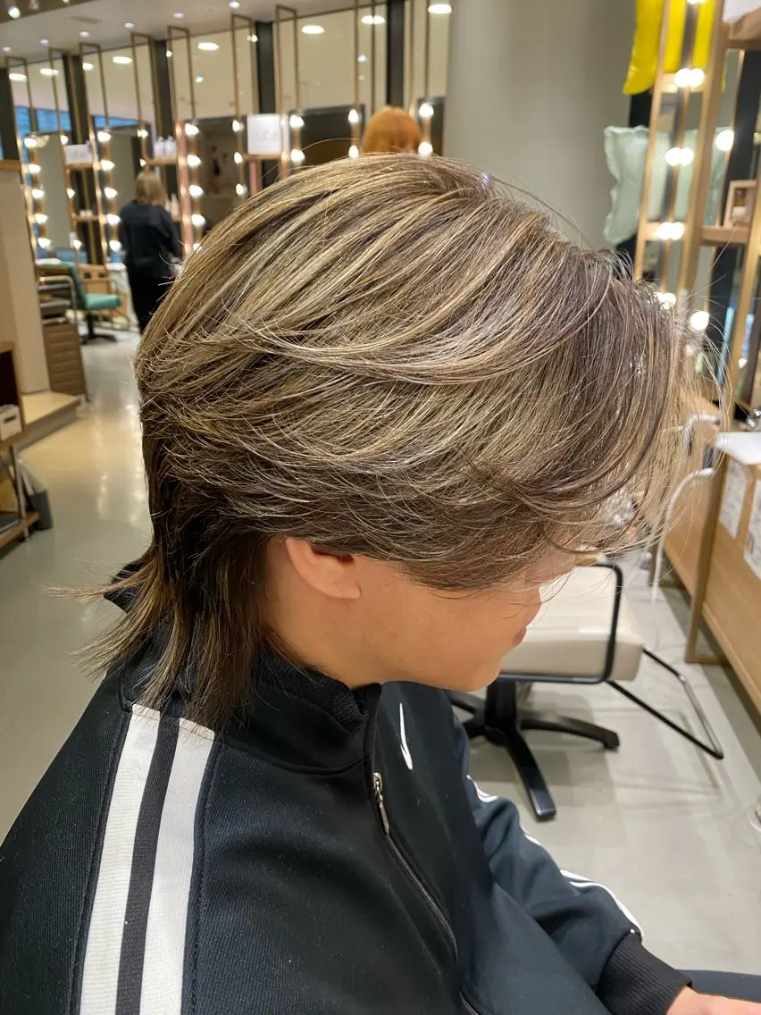 ミディアム カラー メンズ unopulir 景山 凌のヘアスタイル
