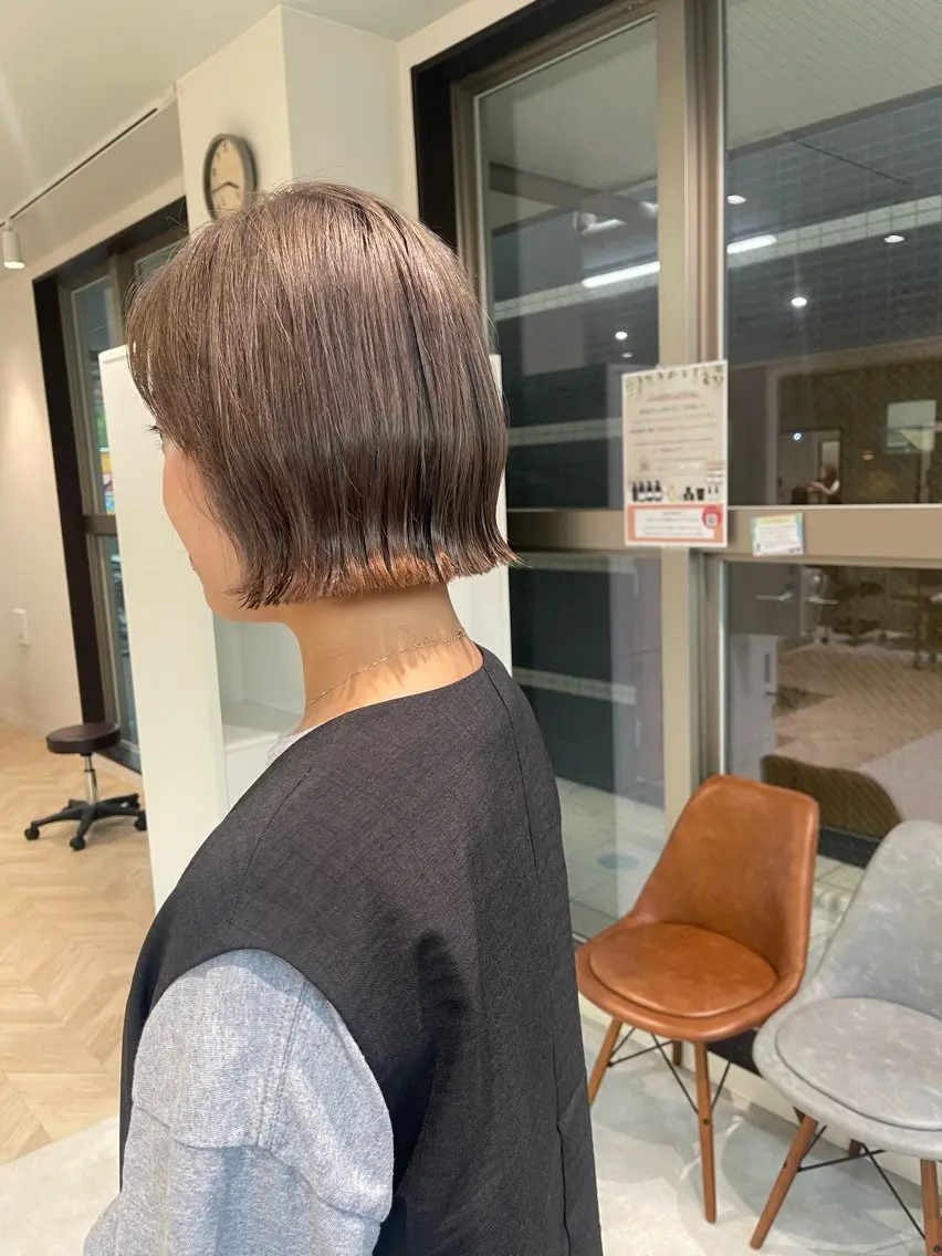 ショート カラー カット ヘアカラー トリートメント * 透明感カラー c h i h o *のヘアスタイル