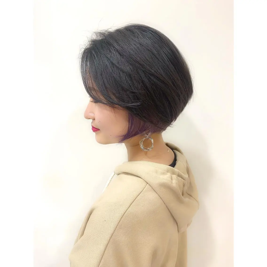 ショート カラー 前下がりボブ ショートボブ インナーカラー パープルカラー ボブ 牧野美波💎ショート ヘア/カット/天神のヘアスタイル