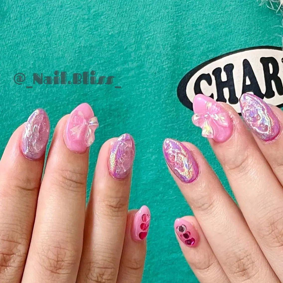 ネイル オーロラネイル ハンドネイル NAIL BLISSのネイルデザイン