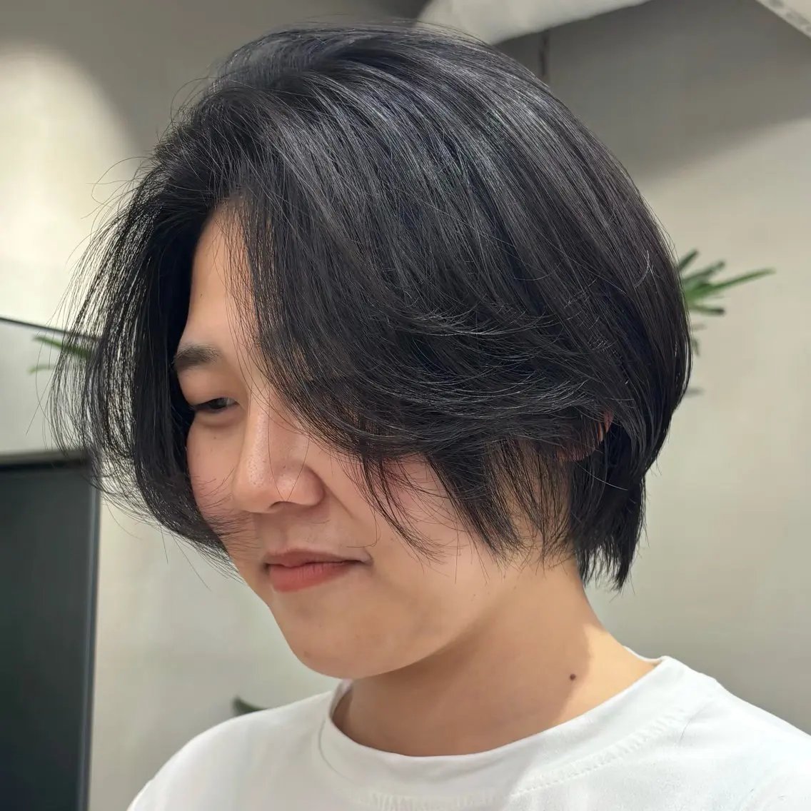 ショート 盛れる透明感カラー momokaのヘアスタイル