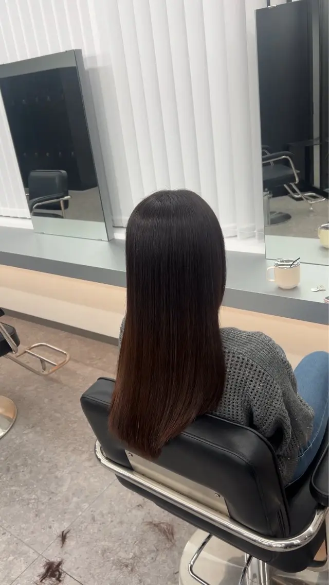 ロング 髪質改善ストレート Kantaのヘアスタイル