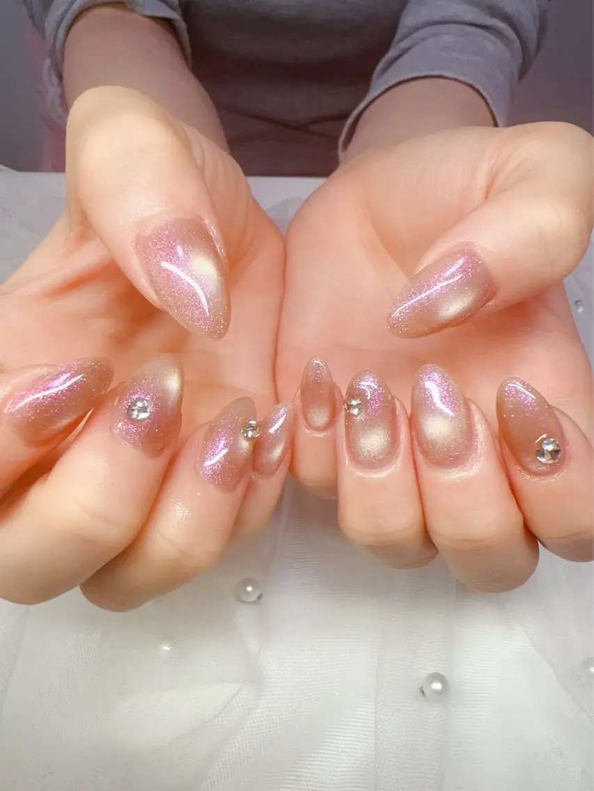ネイル オーロラネイル チークネイル 成人式 長さ出し ジェルネイル ハンドネイル YUYI.nail salonのネイルデザイン
