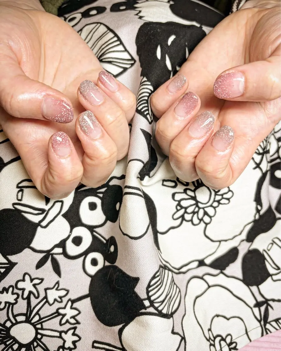 ネイル フラッシュネイル グラデーション nailroom Girasoleのネイルデザイン