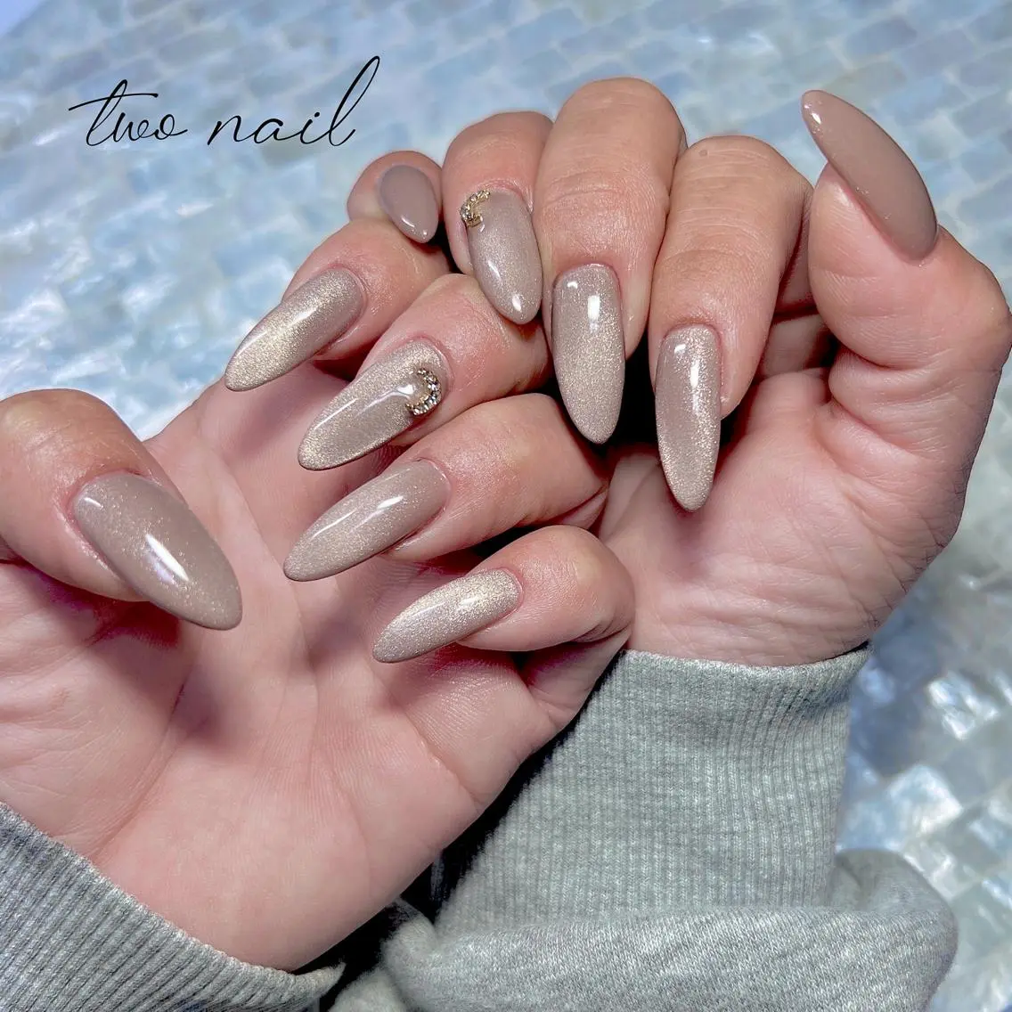 ネイル アートネイル ブラウン フットネイル ハート マグネットネイル ハンドネイル two nailのネイルデザイン