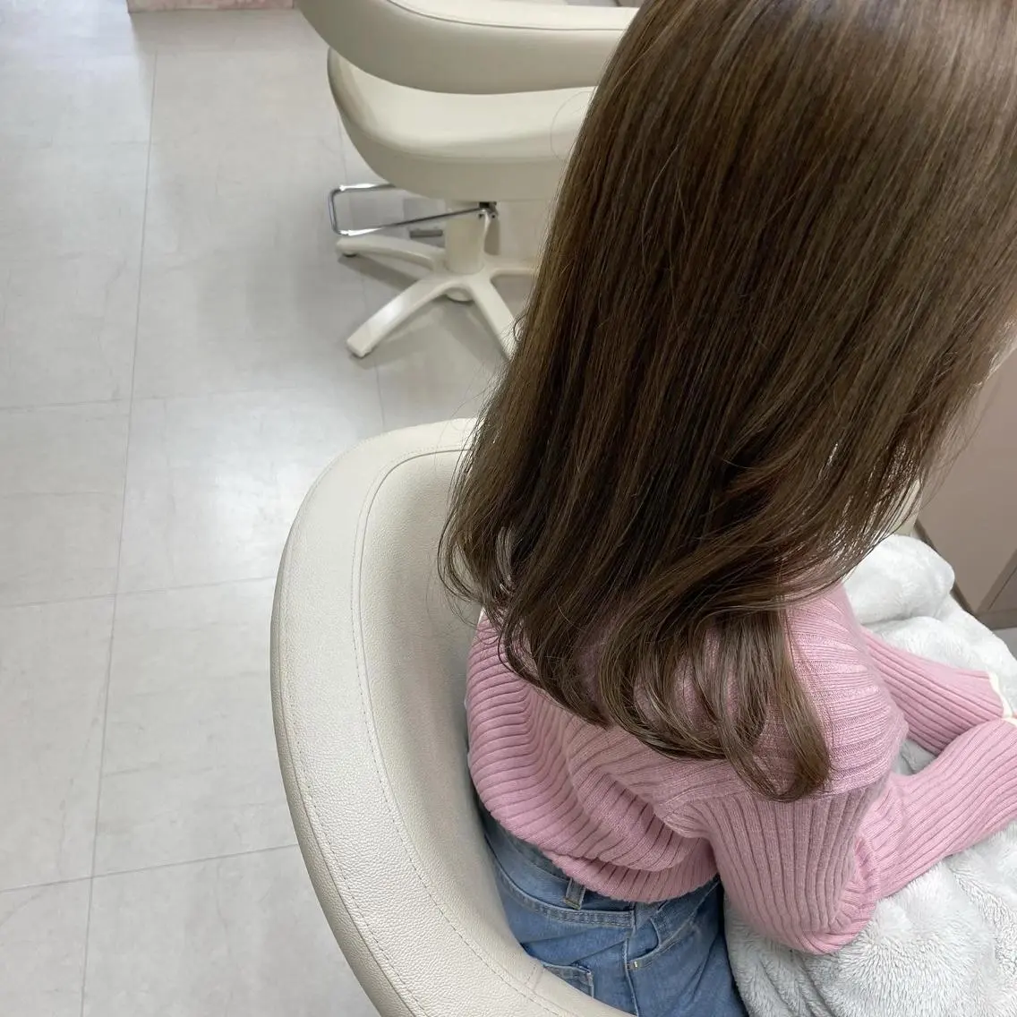 セミロング カラー カット ヘアカラー トリートメント 坂本 沙也加のヘアスタイル