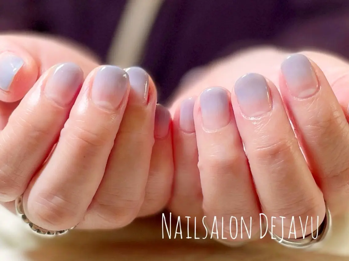 ネイル グラデーション ハンドネイル Nailsalon Dejavuのネイルデザイン