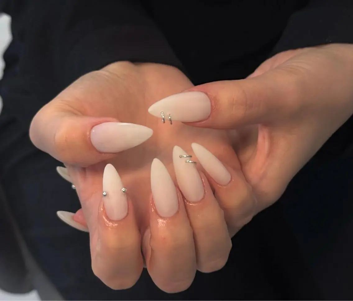 ネイル 長さ出し ワンカラーネイル ネイルチップ Mi nailsのネイルデザイン
