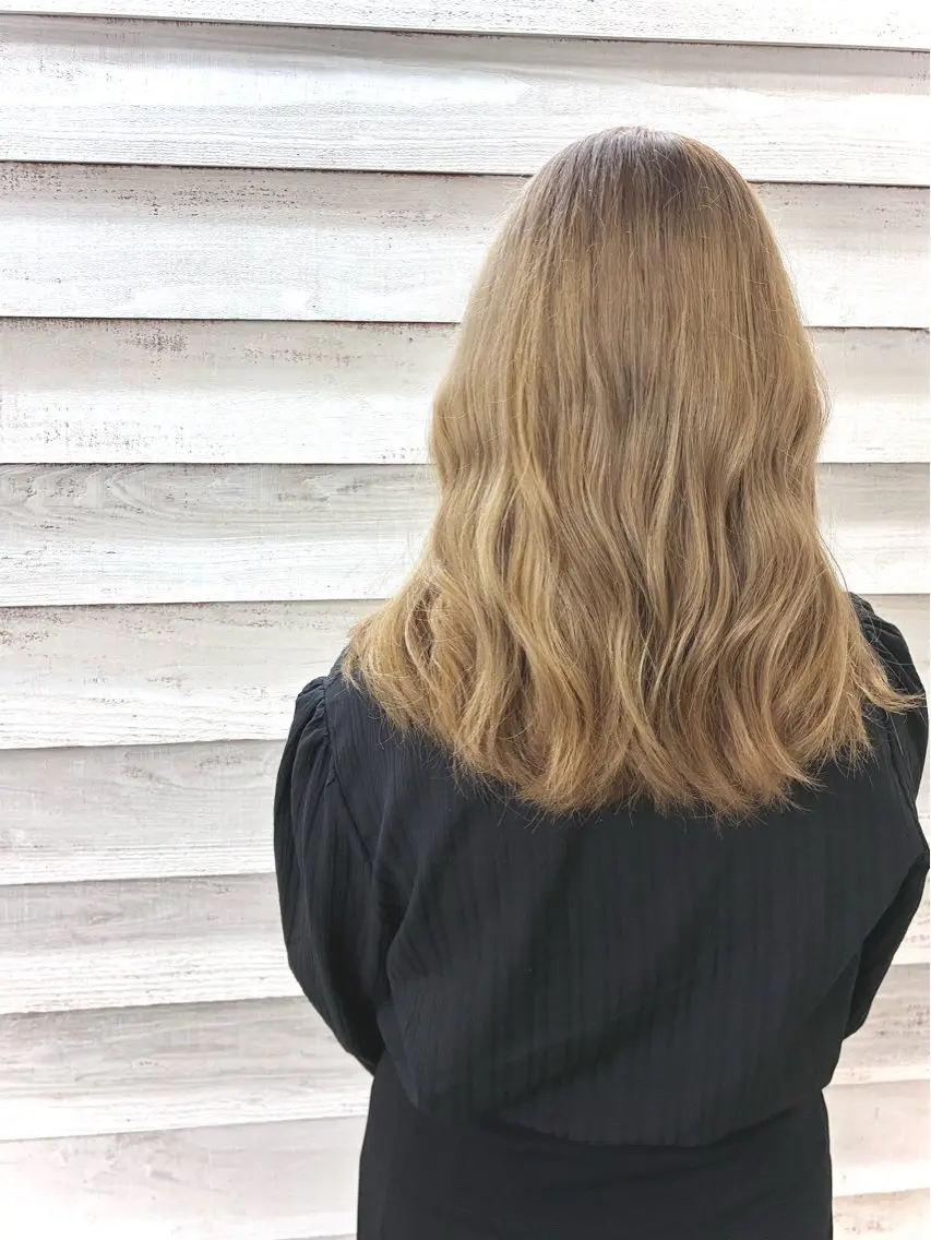 セミロング カラー 佐藤 隆太のヘアスタイル